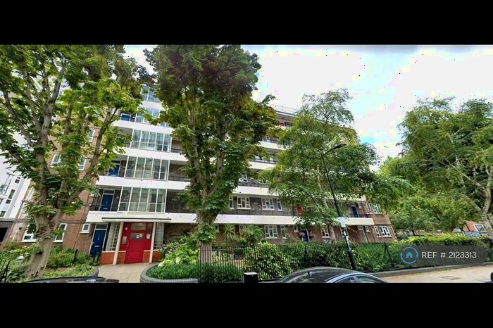 3 Bedroom Flat To Rent In Killick Street, London, N1