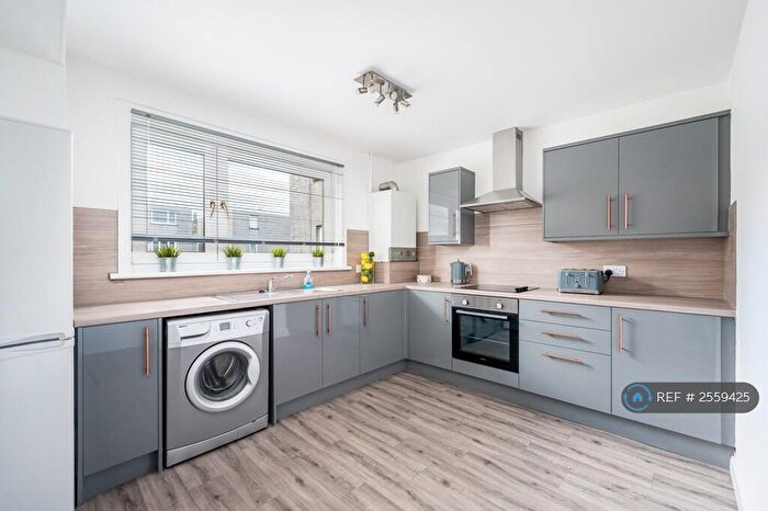 3 Bedroom Flat To Rent In Cowgate, Tayport, DD6