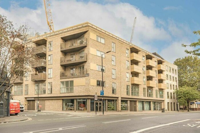 2 Bedroom Flat To Rent In Warburton Road, Broadway Market, E8