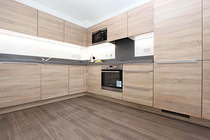 1 Bedroom Apartment To Rent In Pell Street, London, Greater London, SE8