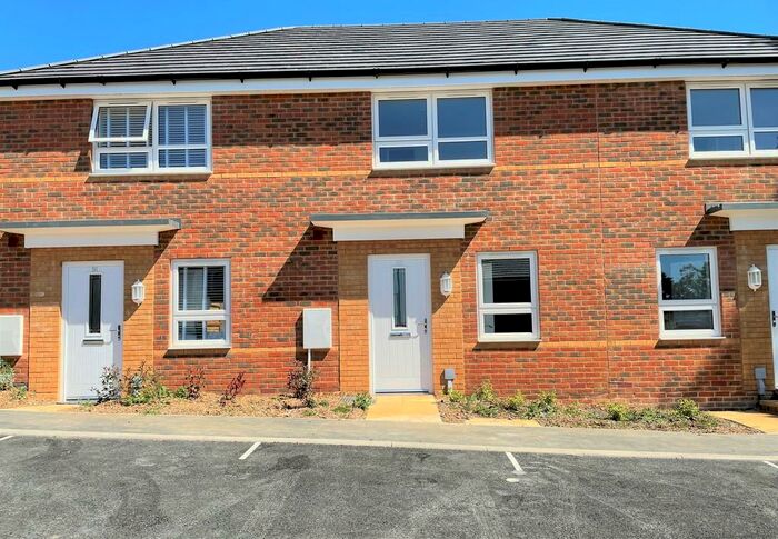 3 Bedroom Terraced House To Rent In Wintergreen Gardens, Newport, PO30