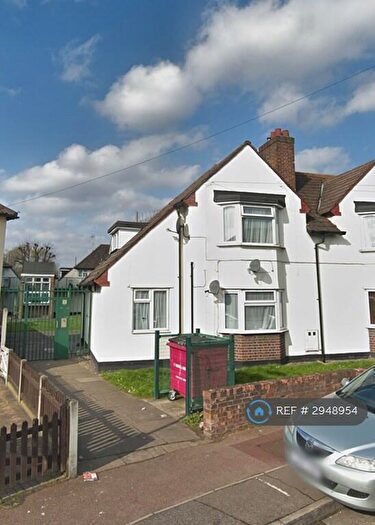 Studio To Rent In Felton Road, Barking, IG11