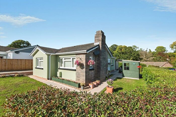 2 Bedroom Bungalow For Sale In Parkside Drive, Exmouth, Devon, EX8