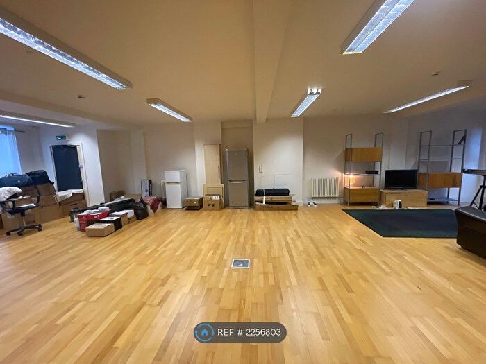 1 Bedroom Flat To Rent In Marble House, London, SE5