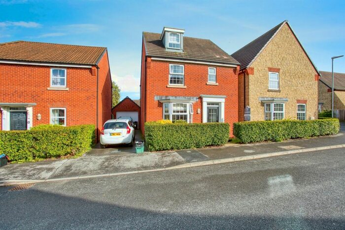 4 Bedroom Detached House For Sale In The Vineyards, Coxley, Wells, BA5