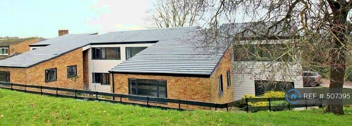 1 Bedroom Flat To Rent In Hooks Hill, Purton, Swindon, SN5