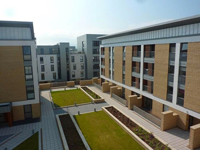 2 Bedroom Flat To Rent In Kimmerghame Place, Edinburgh, EH4