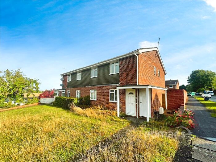 2 Bedroom Maisonette For Sale In Felmer Drive, Kings Worthy, Winchester, SO23