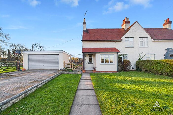 3 Bedroom Semi-Detached House For Sale In Draycott-In-The-Clay, Staffordshire, DE6