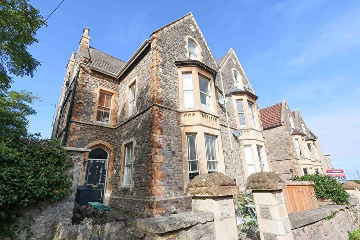 1 Bedroom Flat For Sale In Victoria Road, Clevedon, BS21