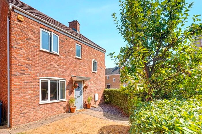4 Bedroom Semi-Detached House For Sale In Howell Drive, Sapley, Huntingdon, PE28