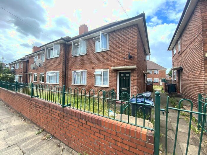 3 Bedroom Flat To Rent In Prince Albert Street, Bordesley Green, B9