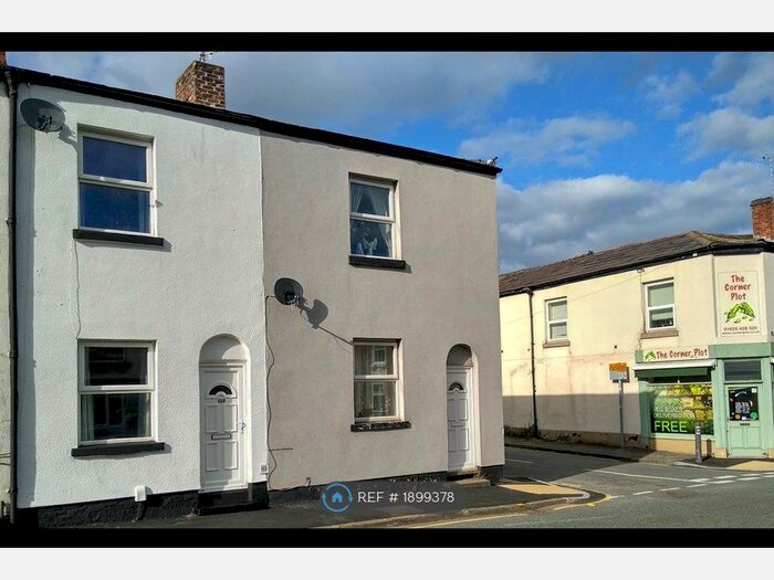2 Bedroom Terraced House To Rent In Park Lane, Macclesfield, SK11