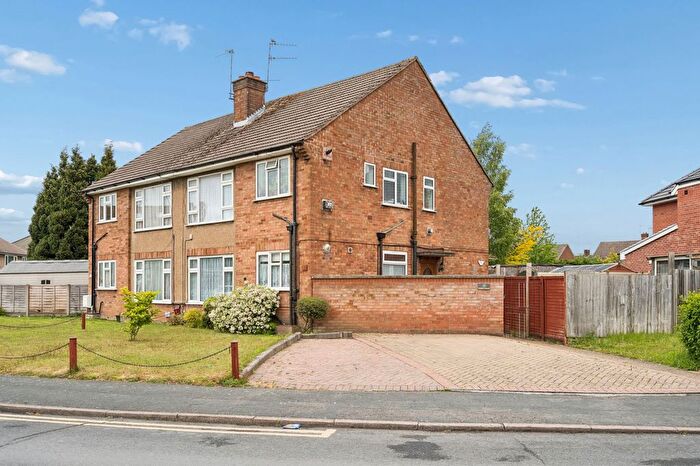 2 Bedroom Flat For Sale In Orbital Crescent, Watford, WD25