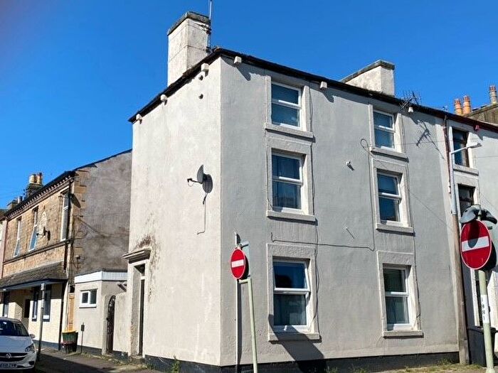 4 Bedroom Property To Rent In Morecambe Street, Morecambe, LA4