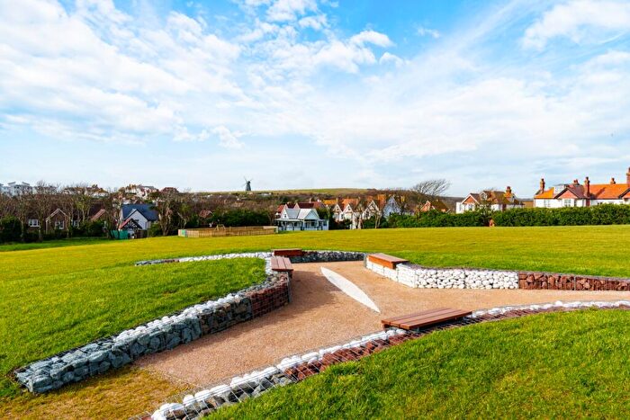 1 Bedroom Apartment For Sale In St Aubyns, Vaughan Williams Way, Rottingdean, Brighton, BN2