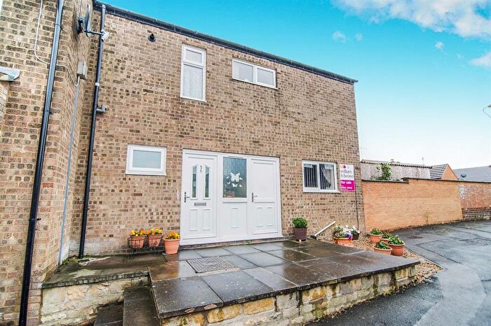 3 Bedroom Semi-Detached House To Rent In Easton Walk, Corby, NN17