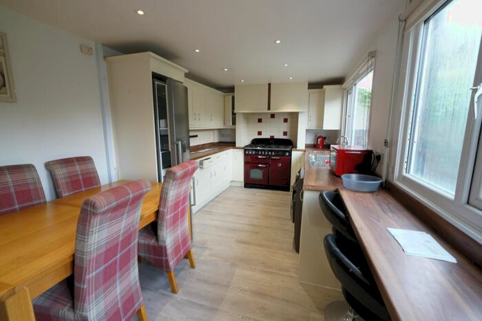 4 Bedroom Terraced House To Rent In Foyle Drive, South Ockendon, RM15