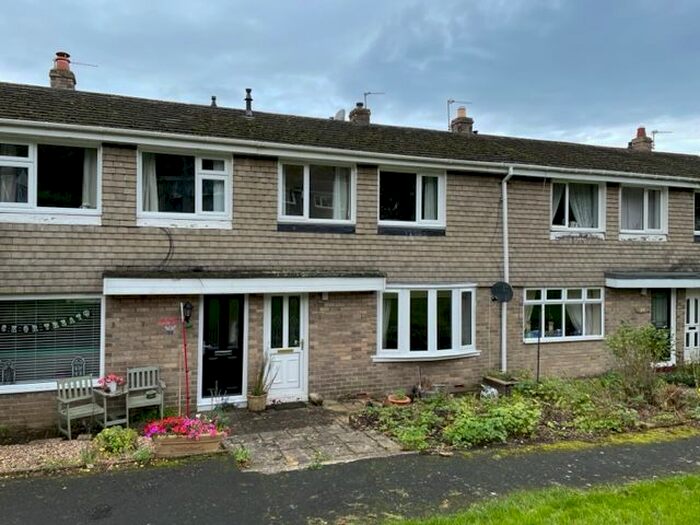 3 Bedroom Terraced House To Rent In Deanery View, Durham, DH7