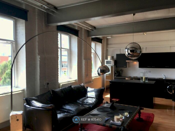 Studio To Rent In Studio, London, N15