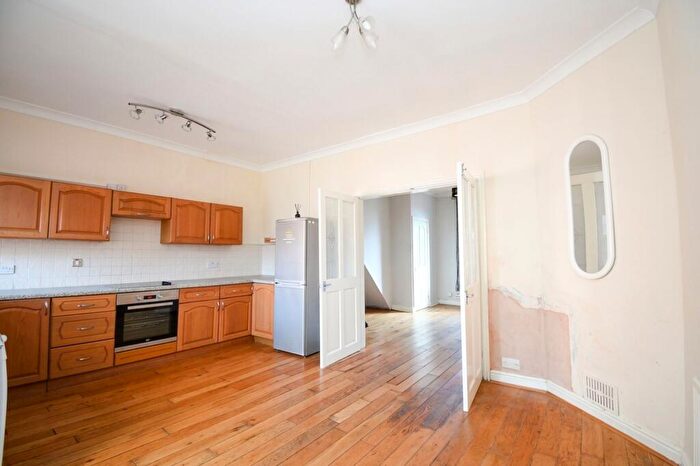 3 Bedroom Terraced House For Sale In Poplar Grove, Cadishead, M44