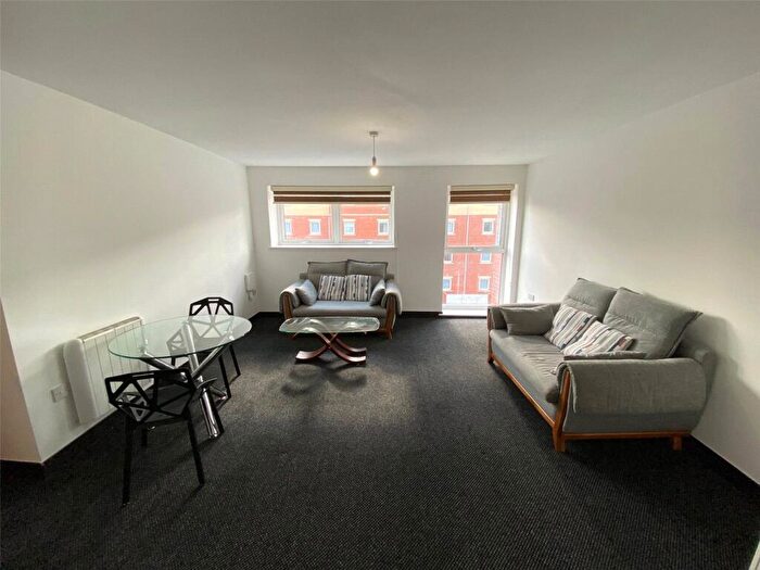 2 Bedroom Apartment To Rent In San Court, - Wilmslow Road, Rusholme, Manchester, M14