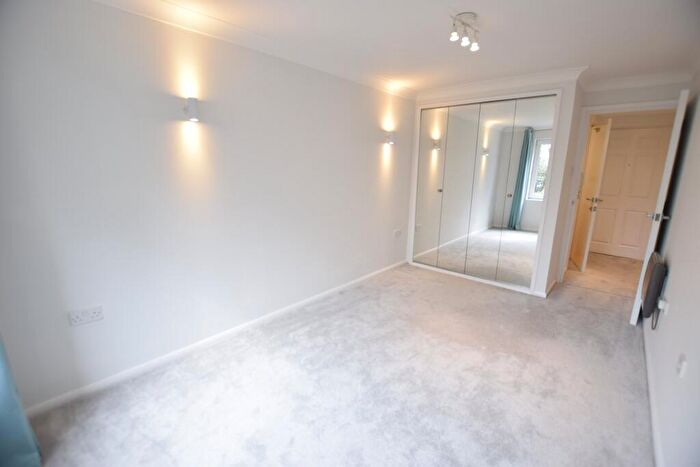 1 Bedroom Flat To Rent In Madeira Road, Bournemouth, BH1