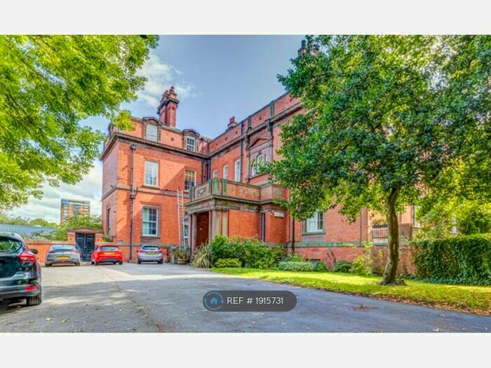 1 Bedroom Flat To Rent In Holt House, Liverpool, L17