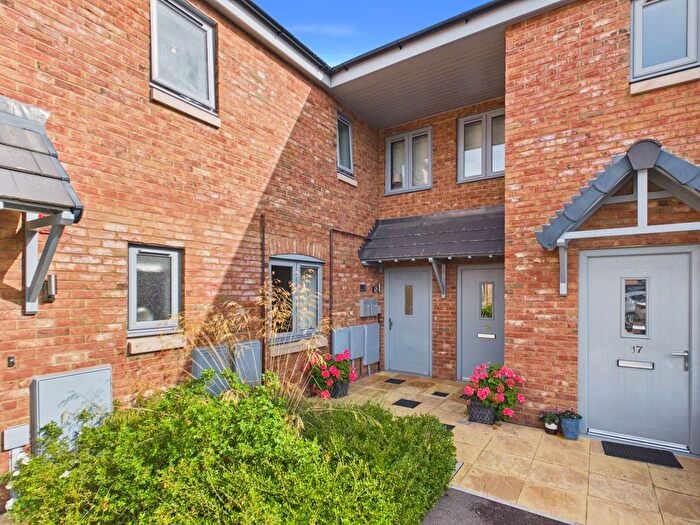 1 Bedroom Flat For Sale In Severn Bore Close, Newnham-On-Severn, GL14