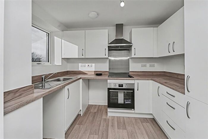 2 Bedroom Flat To Rent In Regents Village, Cheltenham, GL51