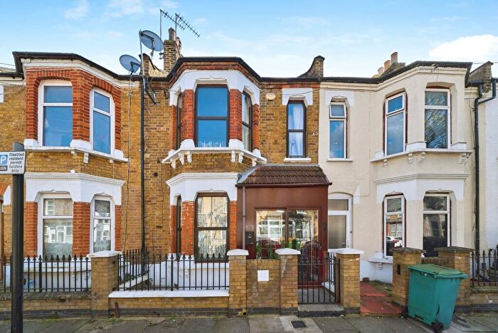 3 Bedroom Terraced House For Sale In Studley Road, London, E7