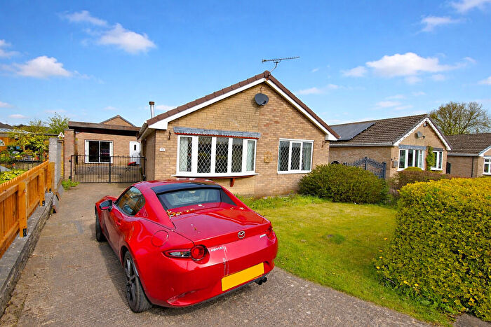 3 Bedroom Detached Bungalow For Sale In Westfield Road, Tickhill, Doncaster, DN11