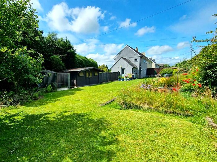 3 Bedroom Semi-Detached House For Sale In Trebullett, Launceston, PL15