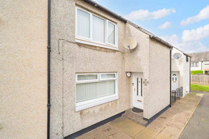 3 Bedroom Terraced House For Sale In Beauly Court, Grangemouth, FK3