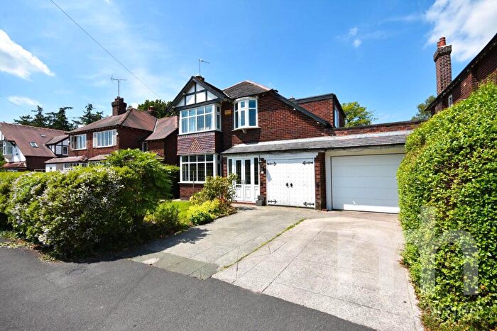4 Bedroom Detached House For Sale In Brookfield Avenue, Poynton, SK12