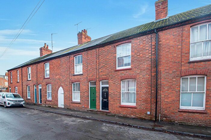 3 Bedroom Terraced House To Rent In Coronation Road, Stony Stratford, Milton Keynes, MK11