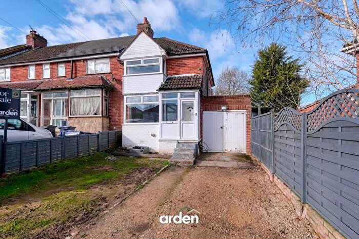 2 Bedroom Semi Detached House For Sale In Ditton Grove, Birmingham, B31