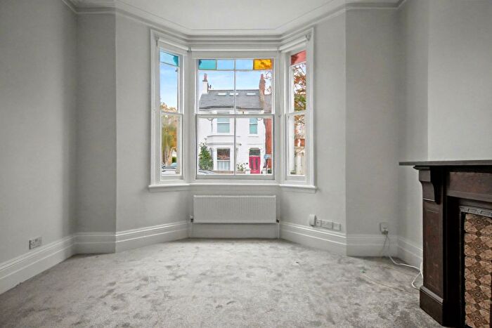 1 Bedroom Flat To Rent In Sumatra Road (), West Hampstead, NW6