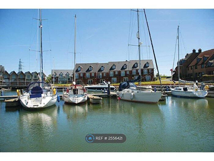 4 Bedroom Semi-Detached House To Rent In Kingfisher Way, Newport, PO30