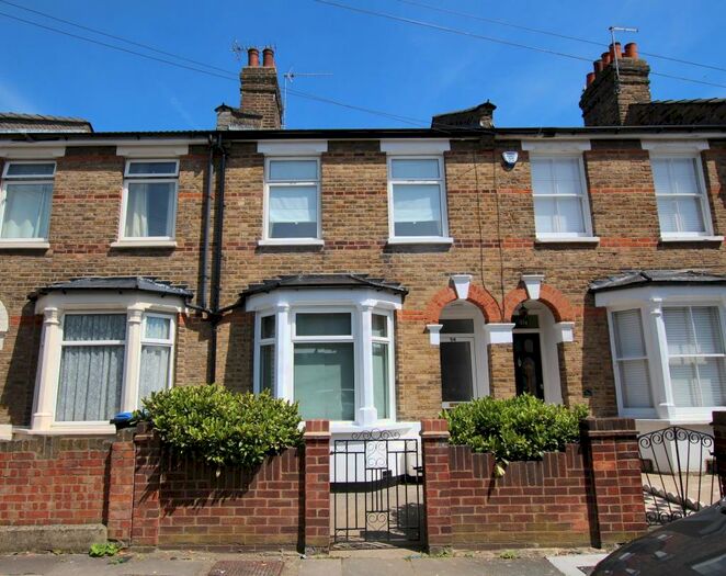 3 Bedroom House To Rent In Bertram Road, Enfield, EN1