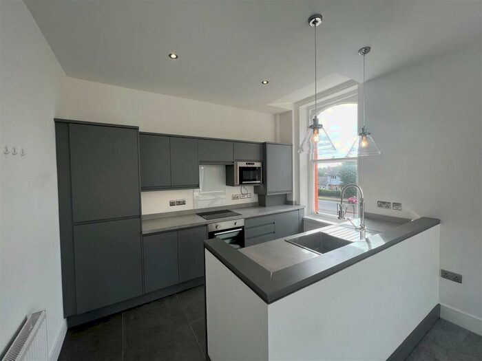 2 Bedroom Apartment To Rent In Bargate, Grimsby, DN34