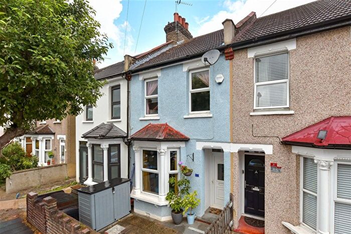 3 Bedroom Terraced House For Sale In Rymer Road, Croydon, Surrey, CR0