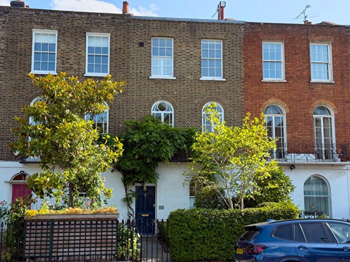3 Bedroom Terraced House To Rent In Balls Pond Road, London, N1