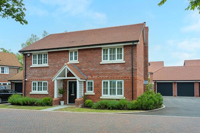4 Bedroom Detached House For Sale In Herman Close, East Hanney, OX12