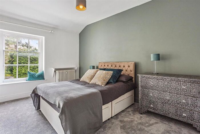 3 Bedroom Flat To Rent In Portnall Drive, Wentworth, Virginia Water, GU25