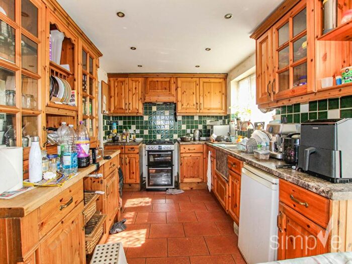 3 Bedroom Property To Rent In Bishops Road, Hayes, Middlesex, UB3