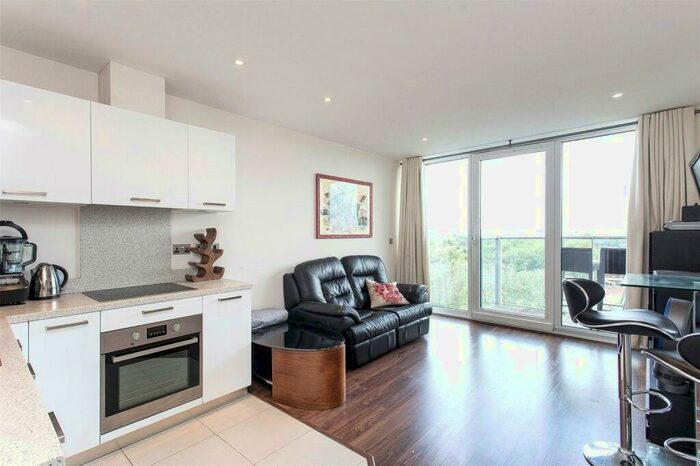 1 Bedroom Apartment To Rent In Lanson Building, Queentown Road, London, SW11