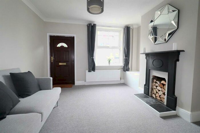 2 Bedroom House To Rent In St Georges Street, Macclesfield, SK11