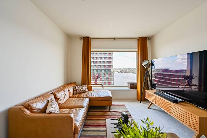 3 Bedroom Flat For Sale In Riverscape, Royal Docks, London, E16