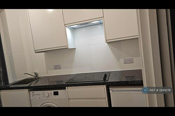 Studio To Rent In Rymill Street, London, E16